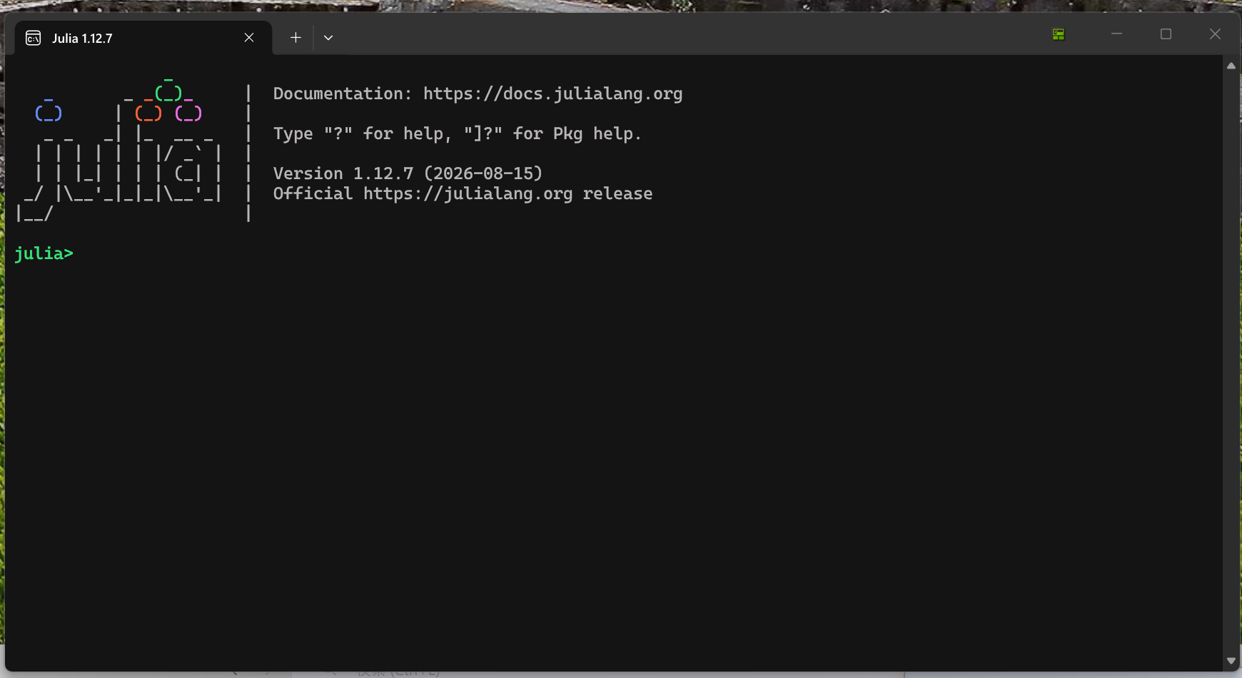 Julia の REPL の表示例。バージョン番号は環境により異なる